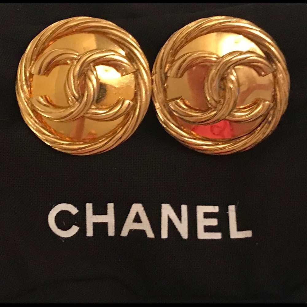 CHANEL CC Earrings